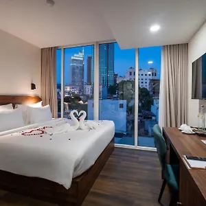 Hato Saigon Boutique & Rooftop Hotel