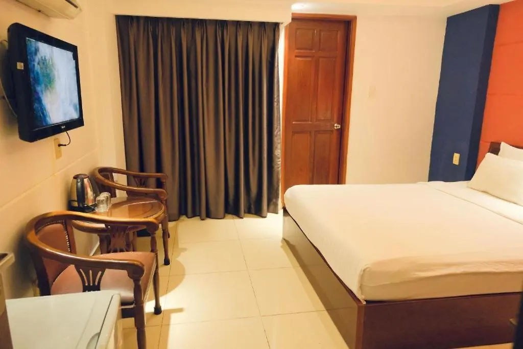アパートホテル Hanz 4029 Yaya Hotel Saigon ホーチミン市
